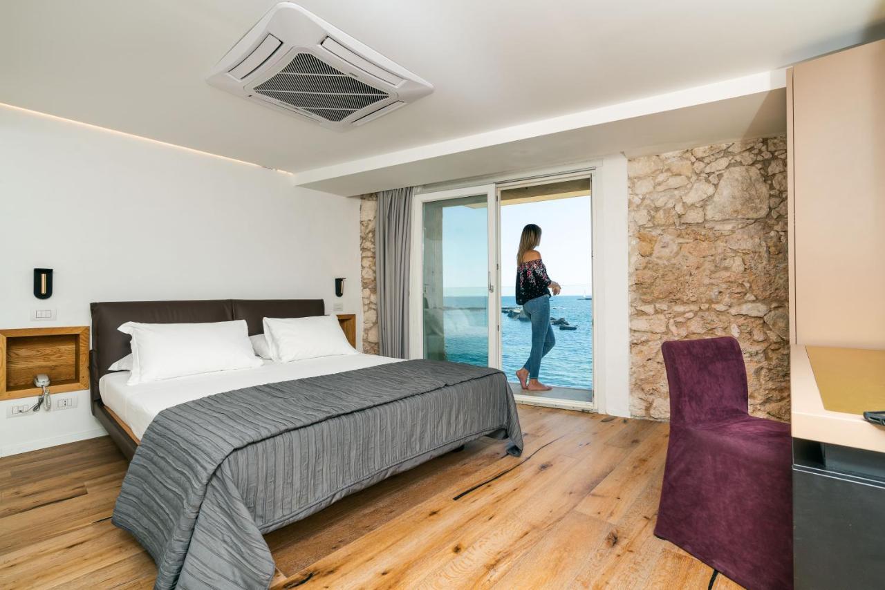 Re Dionisio Luxury Suites Syracuse Eksteriør bilde